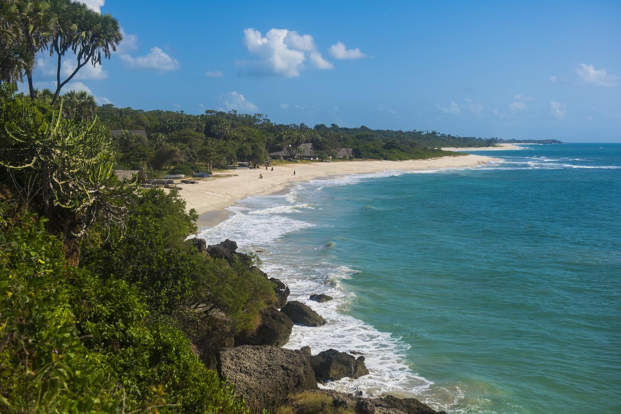 Amani Beach Resort Kutani Exteriör bild