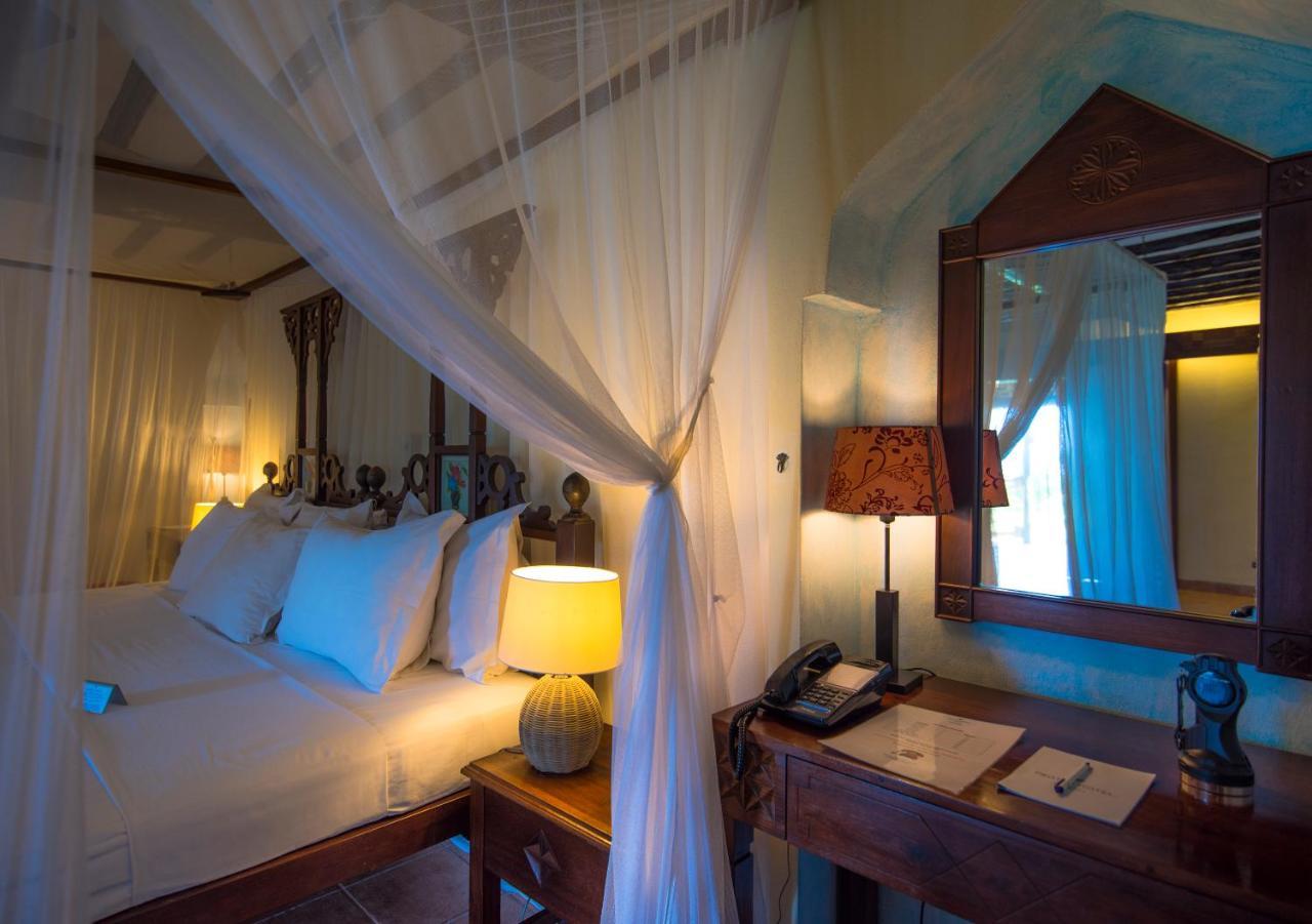 Amani Beach Resort Kutani Exteriör bild